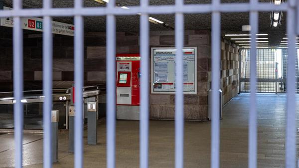 Verdi-Warnstreik im oeffentlichen Nahverkehr, Nuer