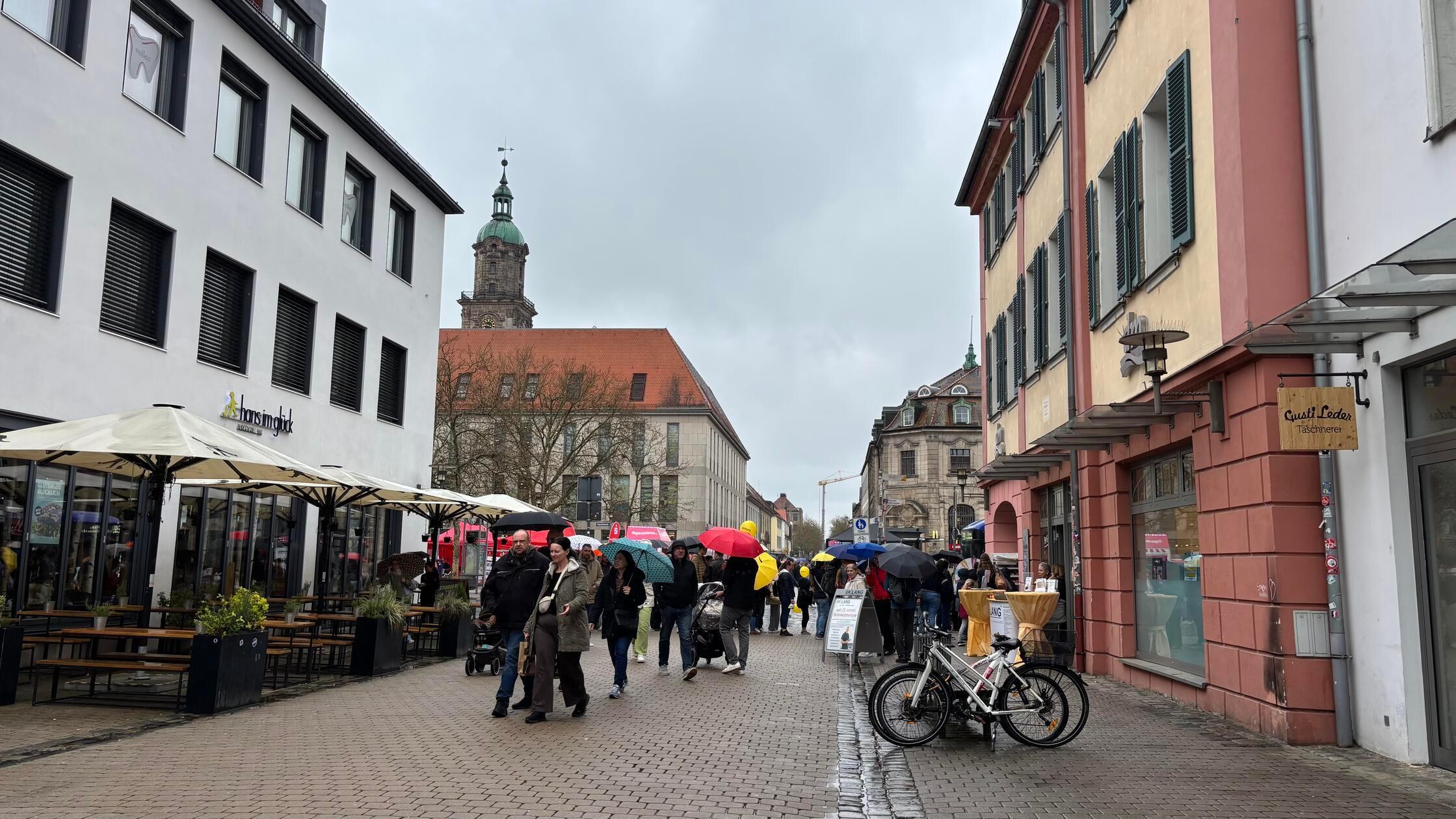 Verkaufsoffener Sonntag und Frühlingsfest Erlangen