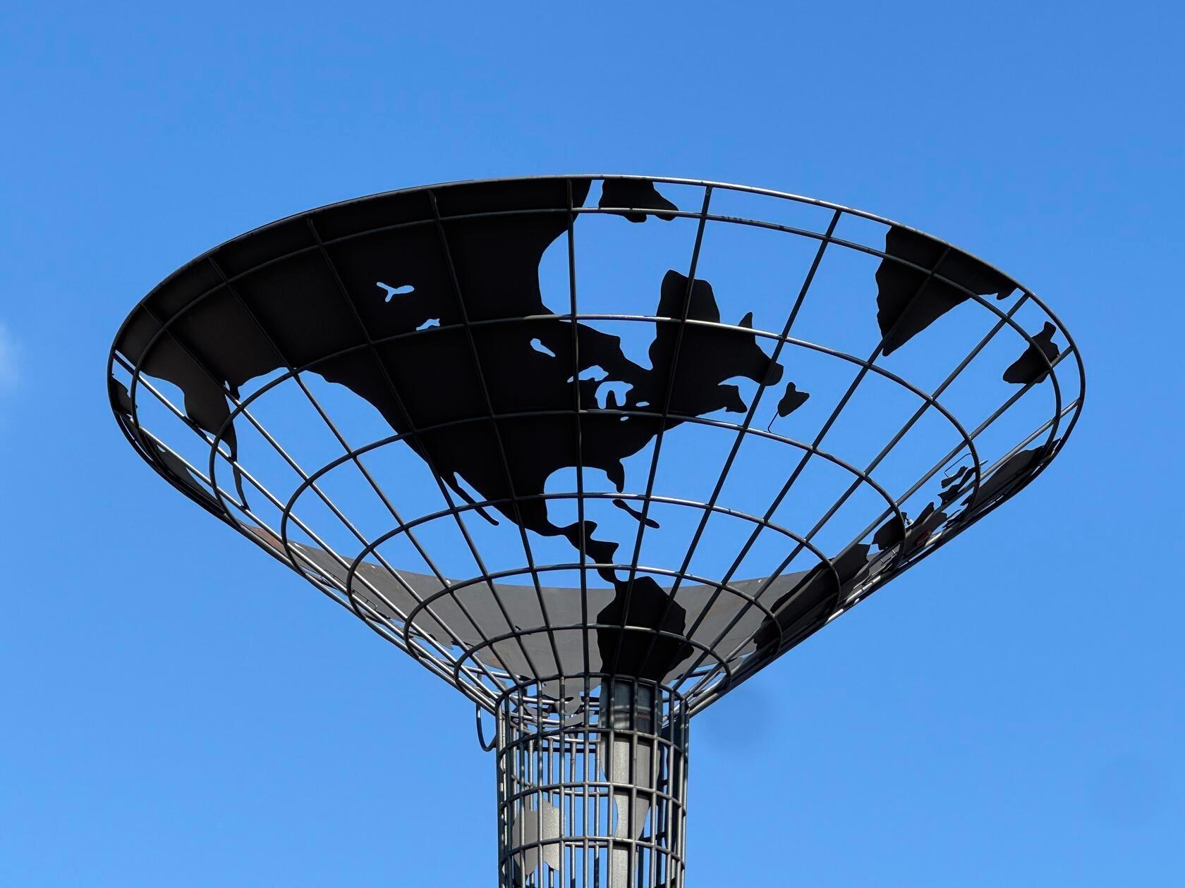 "Die Welt mal ganz anders" hat unsere Leserin Heidi Kostic zu ihrem Bild geschrieben.