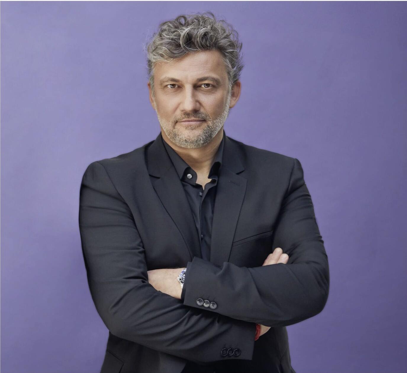 Lieder von Franz Lehár und Emmerich Kálmán stehen am Samstag auf der Setlist von Sänger Jonas Kaufmann. Das Konzert mit dem weltbekannten Opernsänger in der Nürnberger Meistersingerhalle beginnt um 19.30 Uhr.