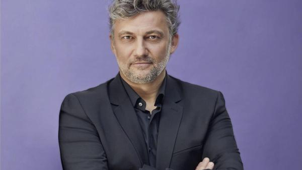 Lieder von Franz Lehár und Emmerich Kálmán stehen am Samstag auf der Setlist von Sänger Jonas Kaufmann. Das Konzert mit dem weltbekannten Opernsänger in der Nürnberger Meistersingerhalle beginnt um 19.30 Uhr.