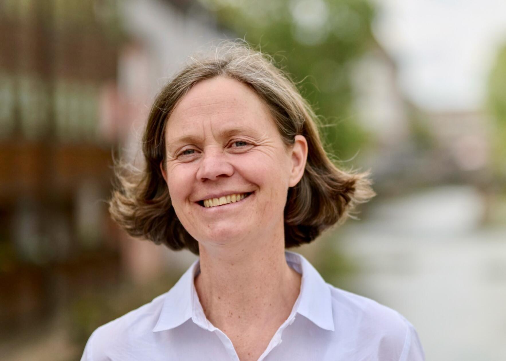 Am Sonntag liest Autorin und Stadtführerin Monika Martin aus ihrem Roman "Schandmantel" im Gutmann. In ihrem siebten Nürnberg-Krimi geht es um einen Mord im Fünfeckturm. Zur Lesung gibt's leckeres fränkisches Essen. Beginn: 19 Uhr.