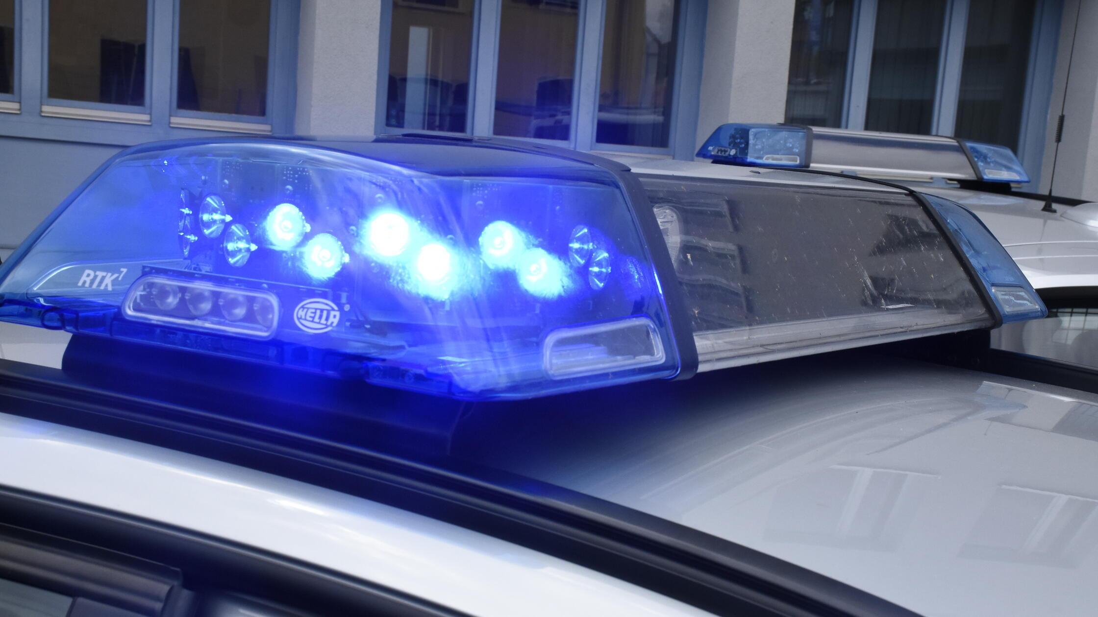 Schoolboy hit by car at bus stop in Feucht