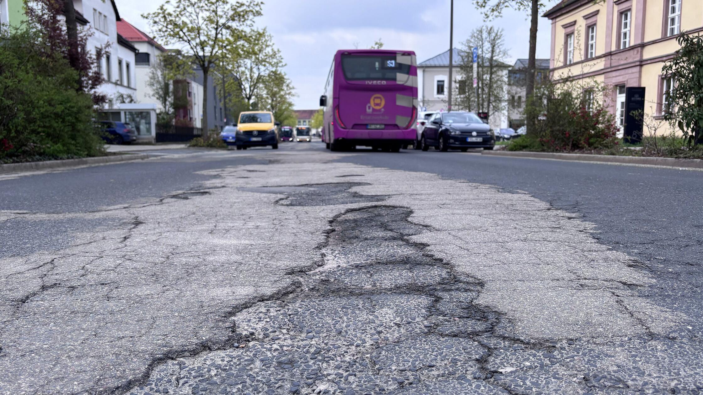 neumarkt_bahnofstraße_sanierung_schlaglöcher