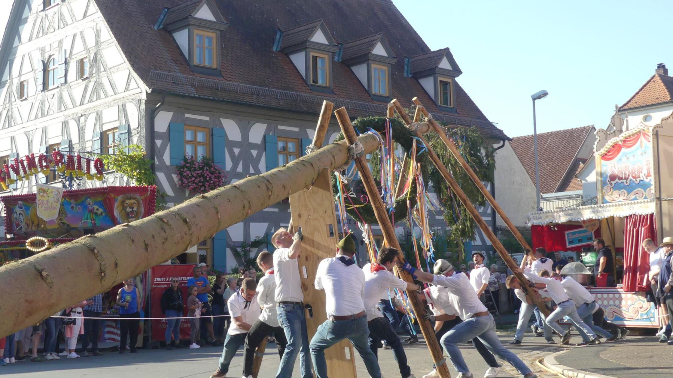 Frauenaurach Kerwa 2024 Baumaufstellen 21.9.2024 2