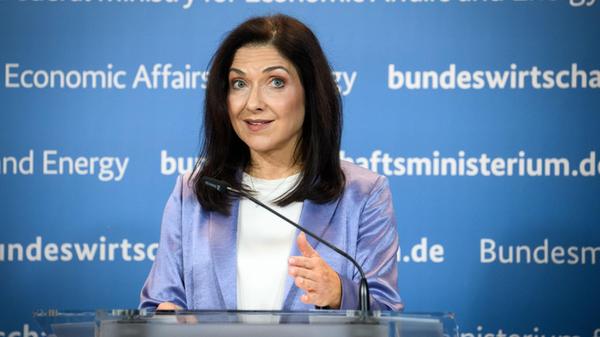 Katherina Reiche (CDU), Bundesministerin für Wirts