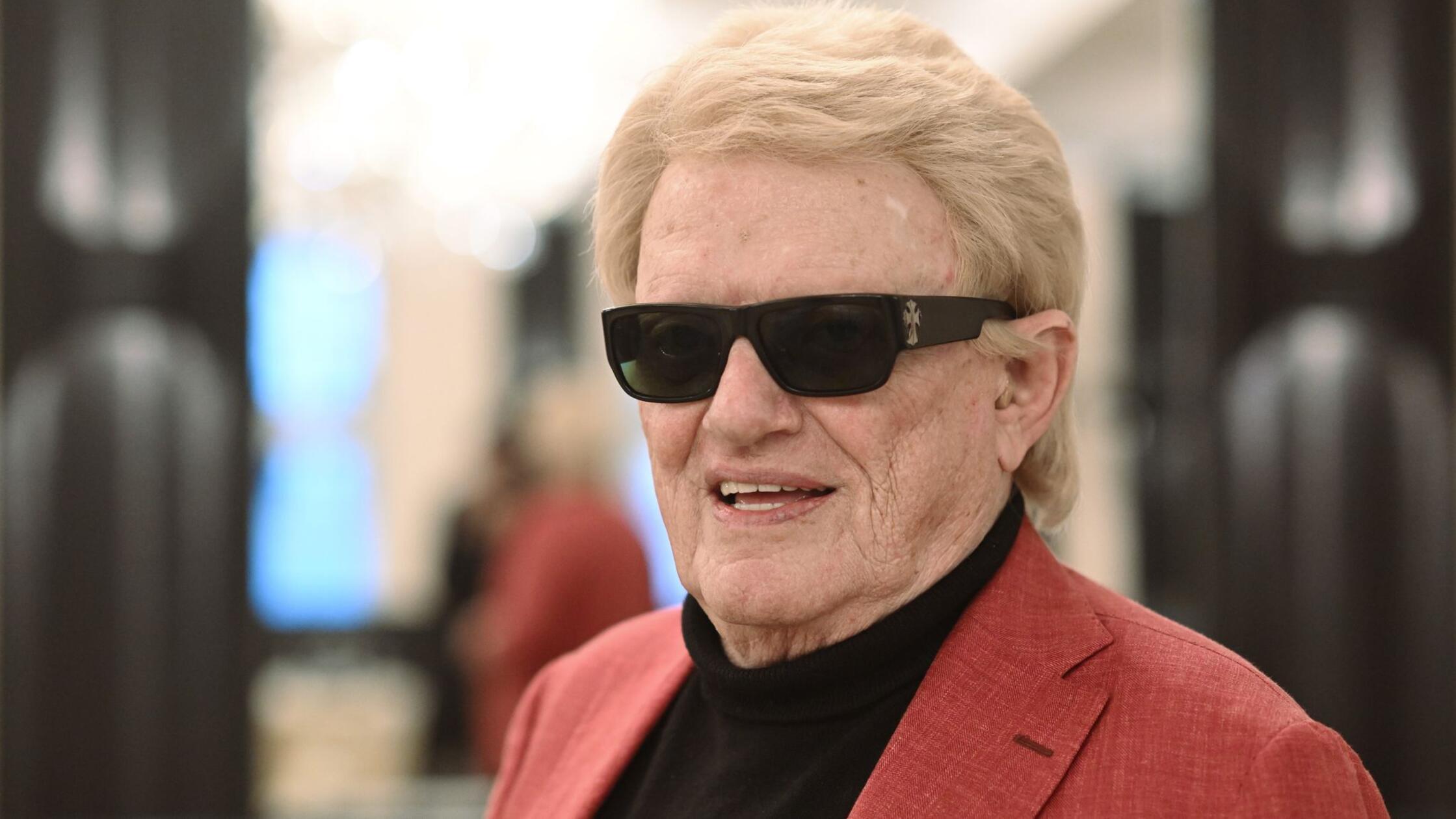 Sänger Heino steht anlässlich eines Pressetermins 