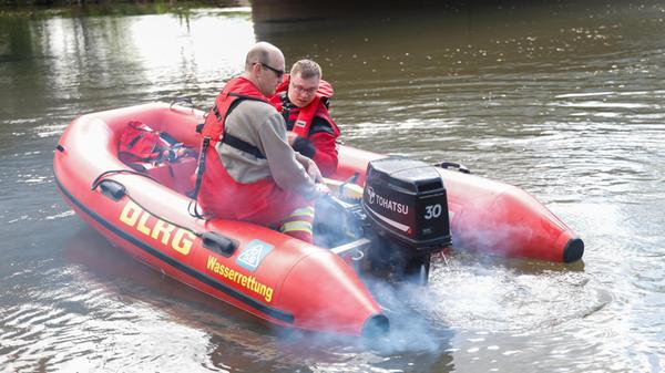 Erlangen, 19.04.2026, tha: Herrenloses Kanu löst G