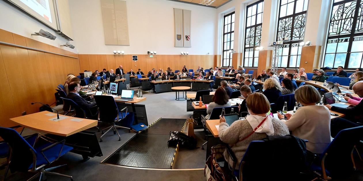 Datenpanne In N rnberg Amt Verschickt Privatadressen Aller Stadtr te datenpanne-in-n-rnberg-amt-verschickt-privatadressen-aller-stadtr-te
