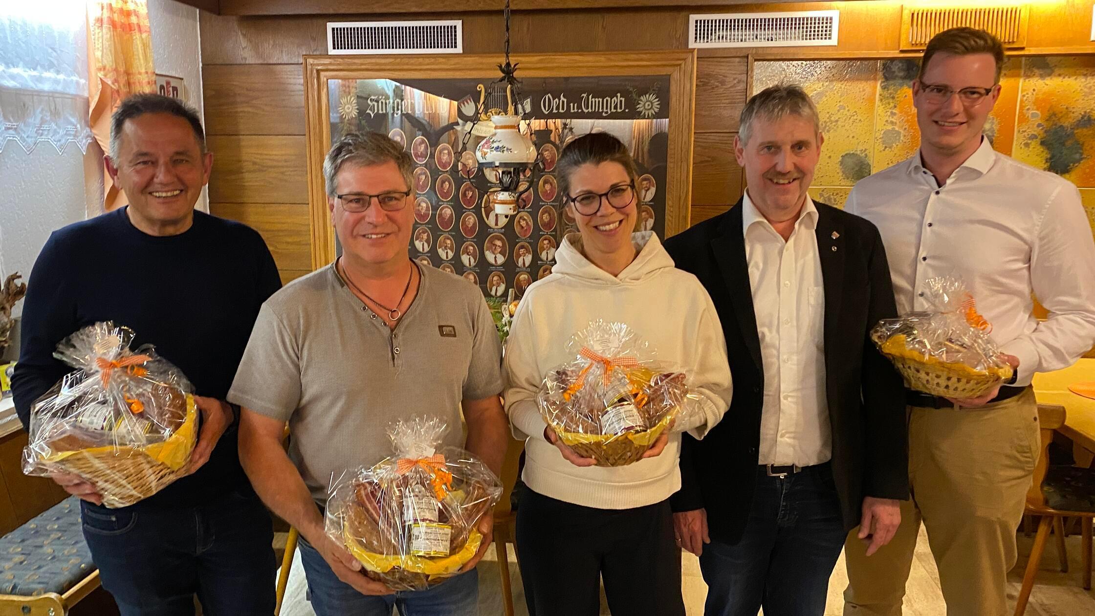 Verabschiedung der Gemeinderäte (v. links): Peter 