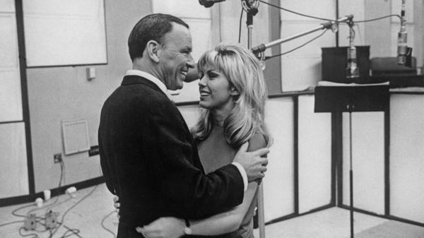 - Frank Sinatra und Nancy Sinatra