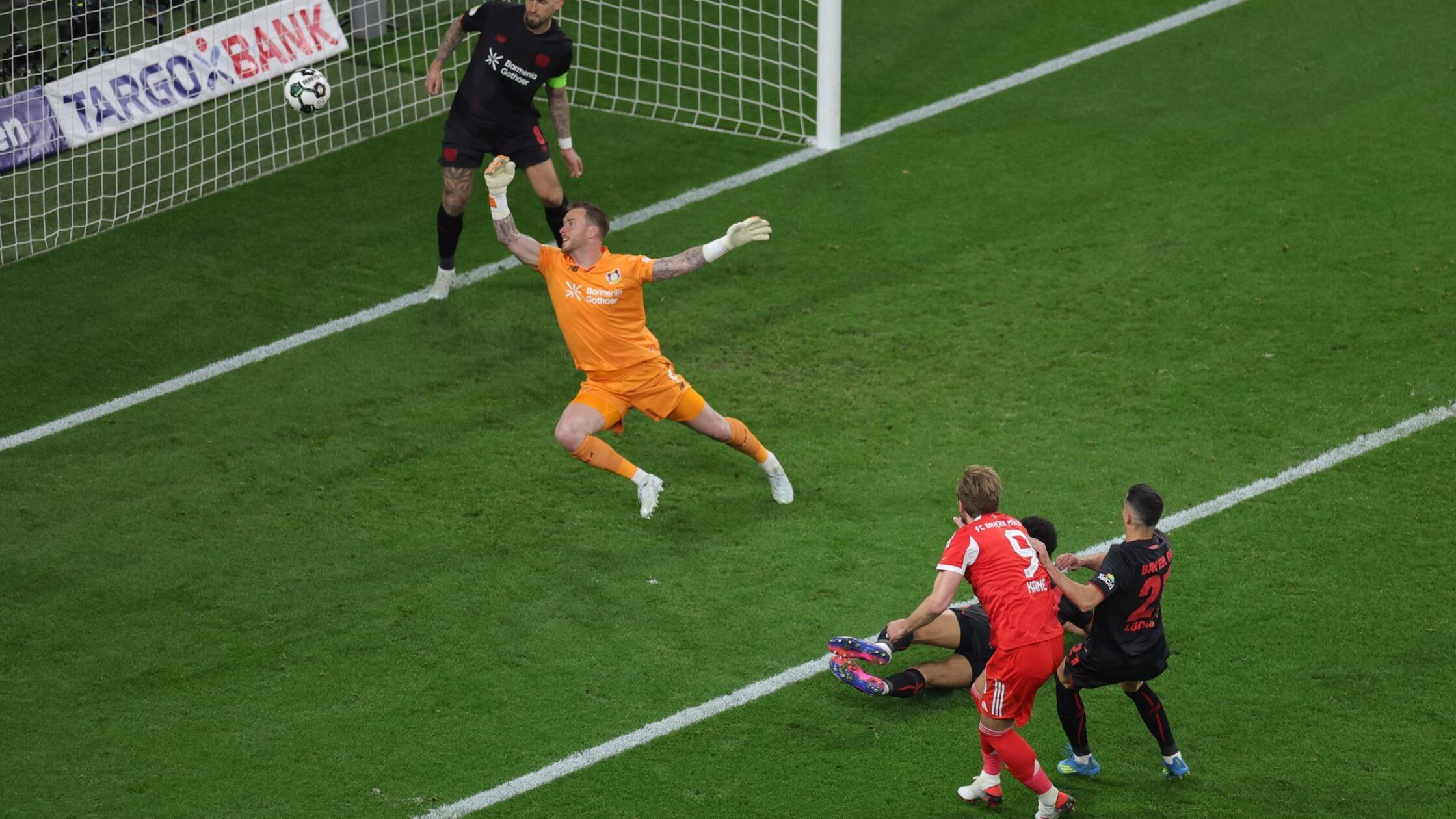 Fußball, Männer: DFB-Pokal, Bayer Leverkusen - Bay