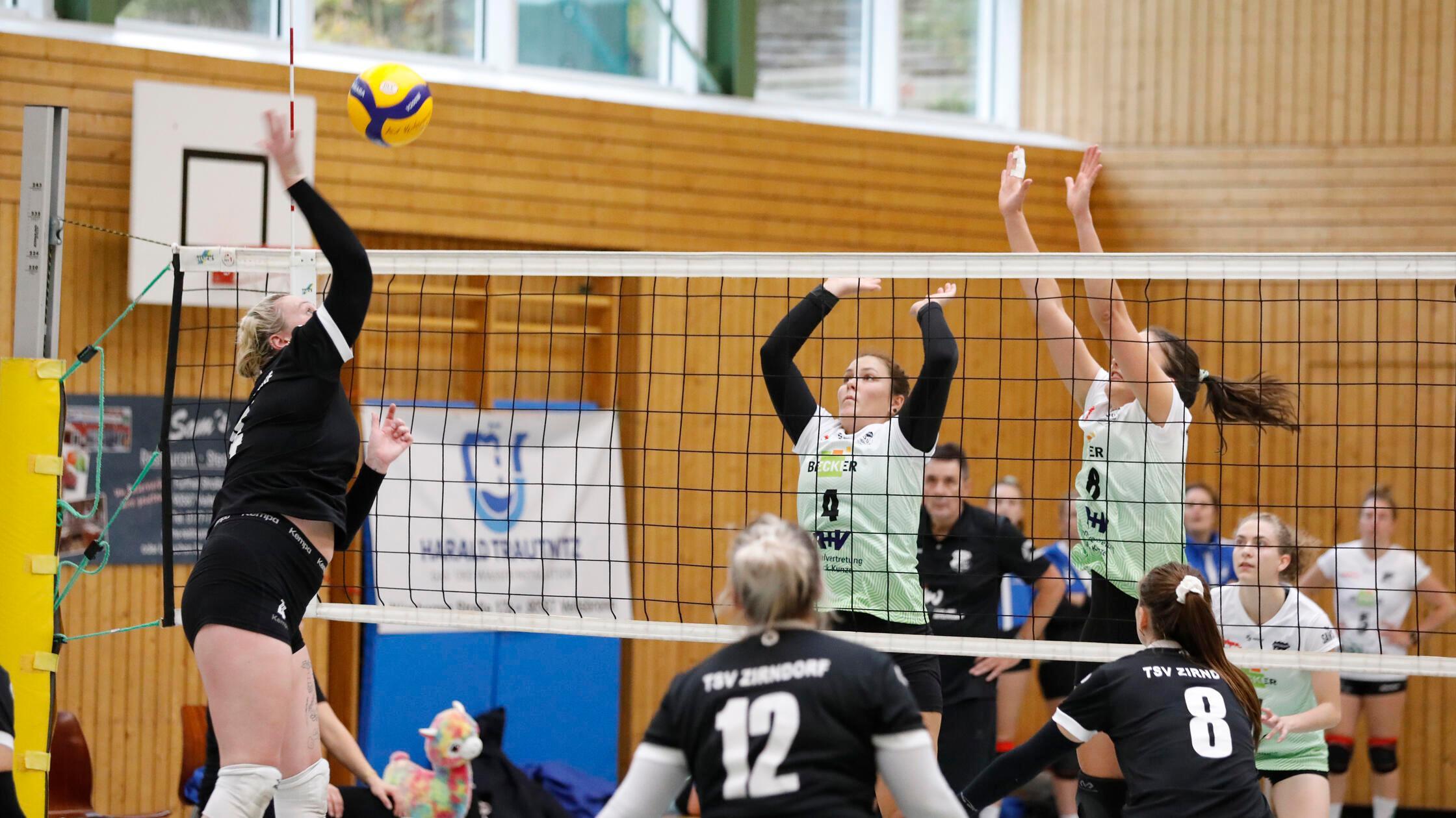 Volleyball_hip_201024_06