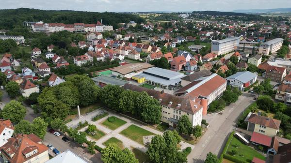 Stephani-Schule Gunzenhausen Drohne Luftbild mit H