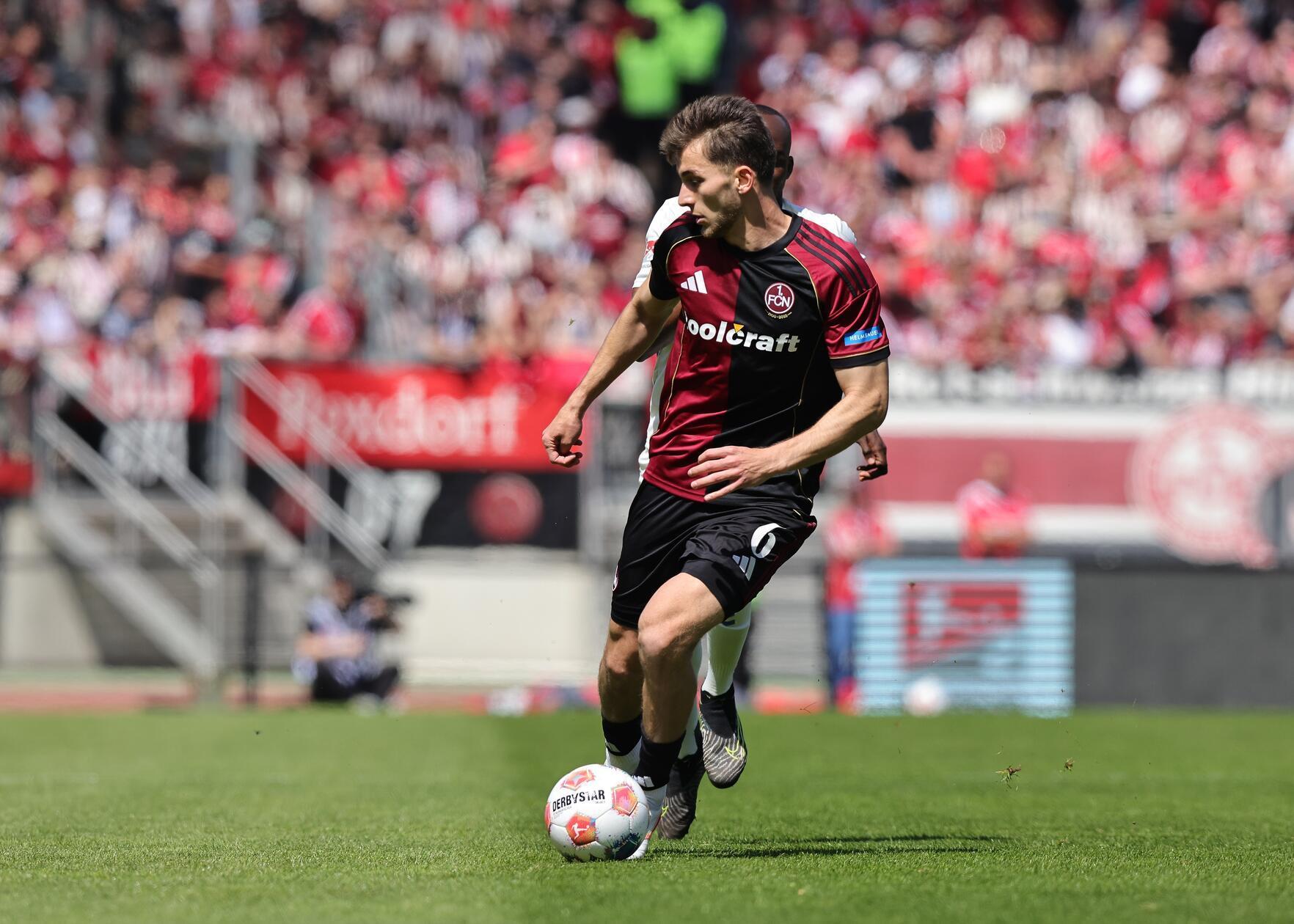 Viel lief einmal mehr über Mittelfeld-Stratege Markhiyev, der sich gewohnt ballsicher präsentierte.