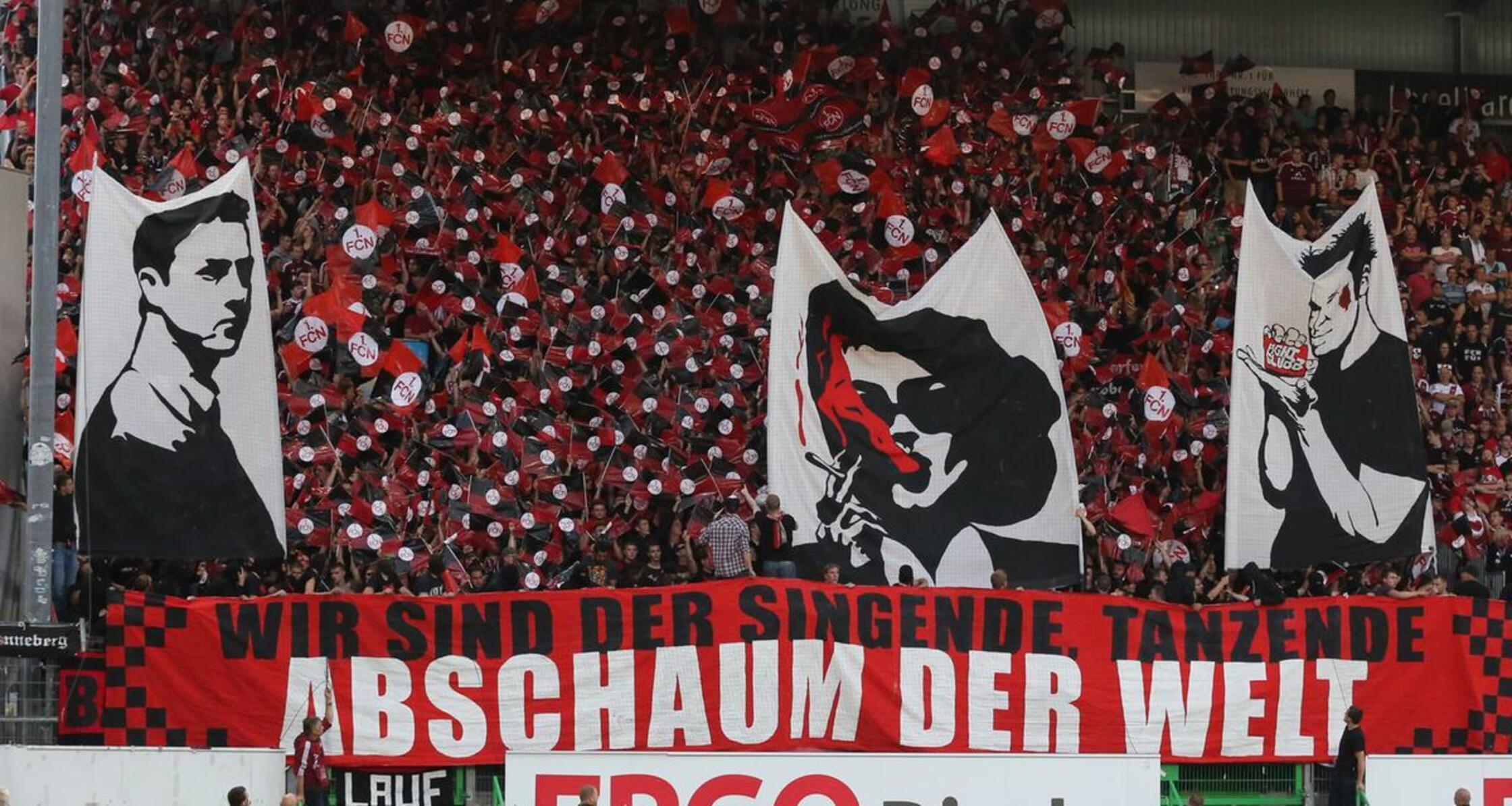 Die Clubberer zeigten beim 257. Frankenderby eine Choreo rund um das Zitat "Wir sind der singende, tanzende Abschaum der Welt" aus dem Film "Fight Club".