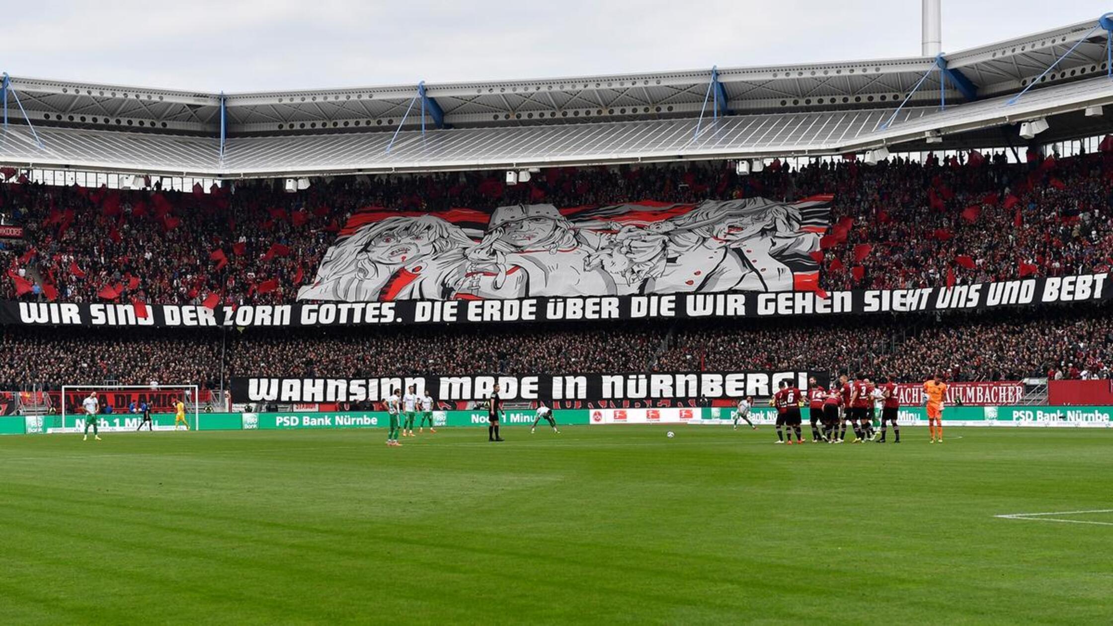 "Wir sind der Zorn Gottes. Die Erde, über die wir gehen sieht uns und bebt". Das Motto der Club-Fans zum 261. Frankenderby stammt aus dem Film "Aguirre - der Zorn Gottes".