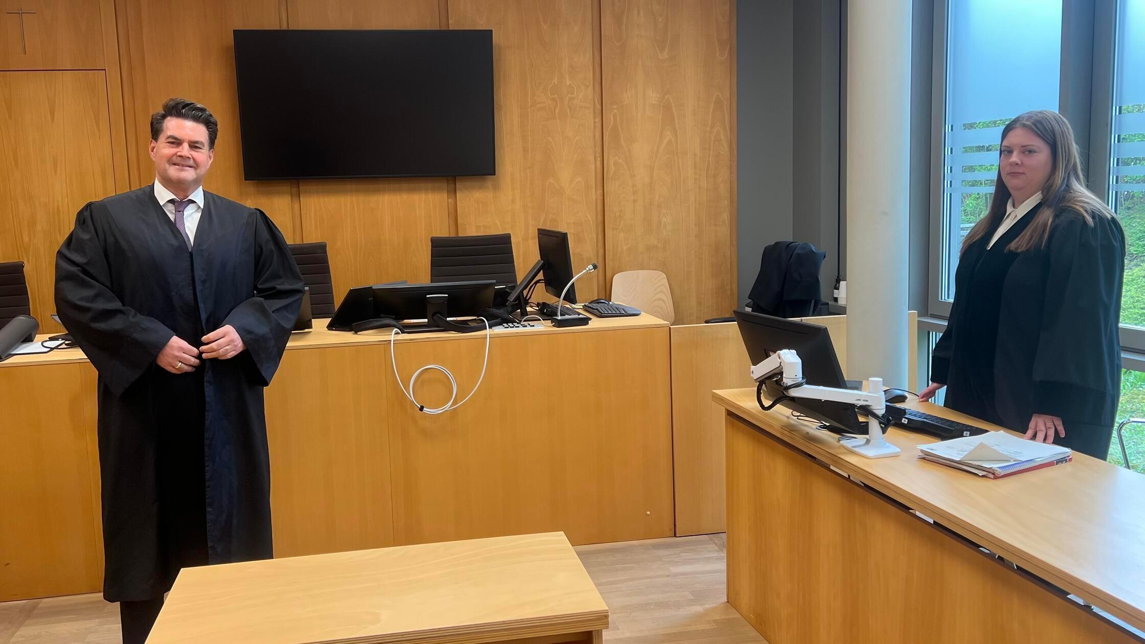 Rechtsanwalt Dr. Mark-Alexander Grimme und Staatsa