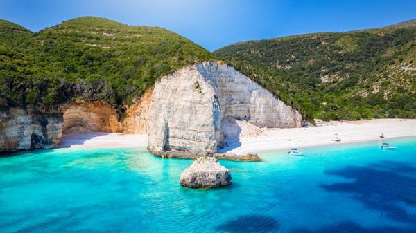 - Fteri Beach