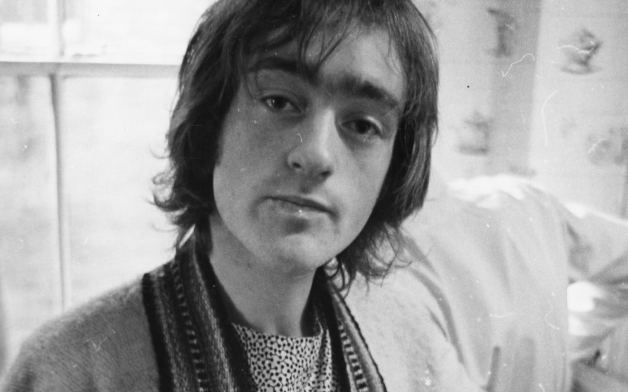 Als Mitgründer von Traffic prägte er den Rock der späten 1960er-Jahre und arbeitete später mit zahlreichen internationalen Künstlern, wie den Rolling Stones, zusammen: Der britische Musiker <b>Dave Mason</b> ist am 19. April im Alter von 79 Jahren gestorben.