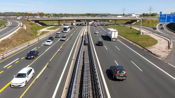 Bilderserie 28.04.2026 Bauarbeiten an den Fahrbahn
