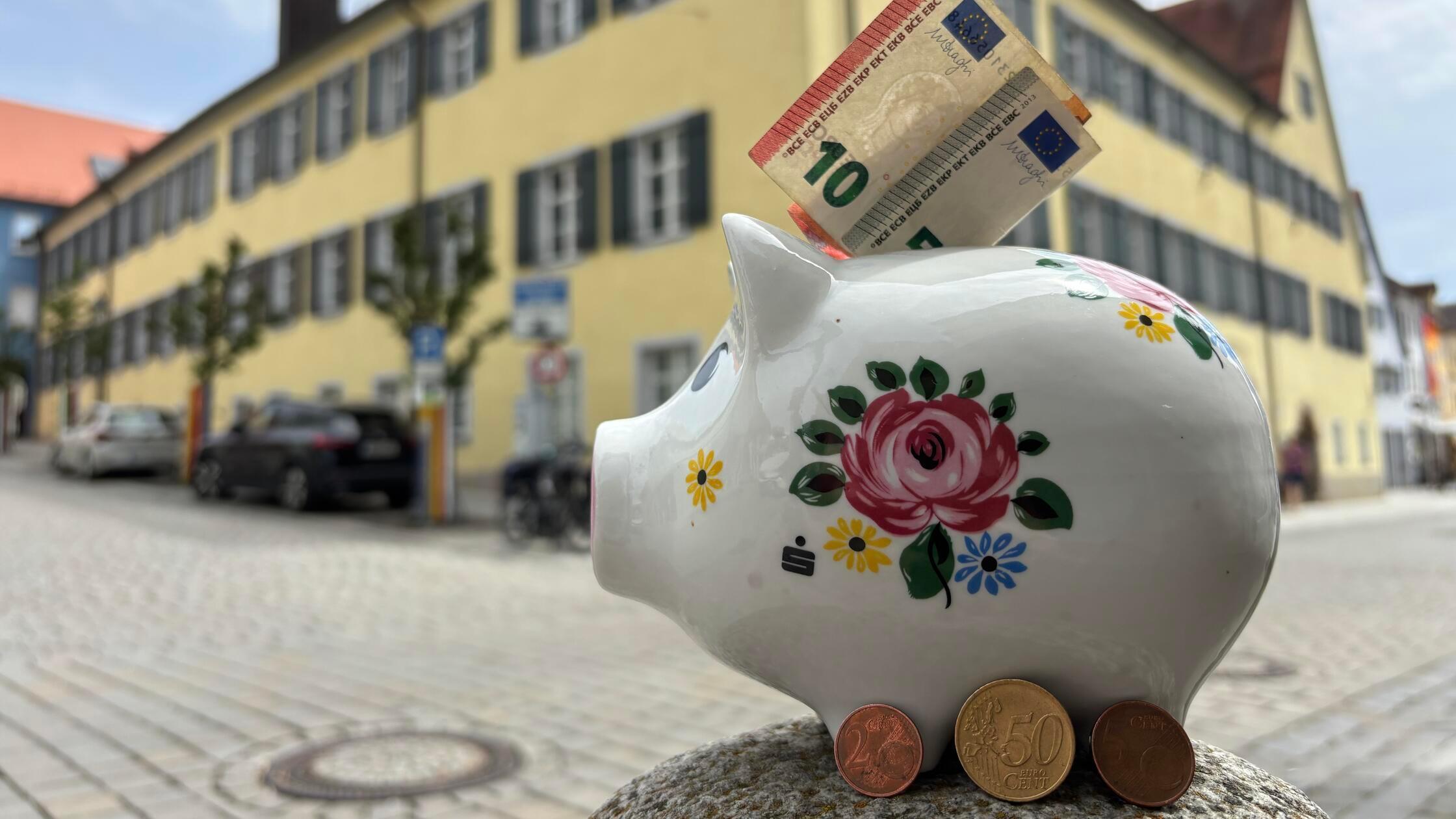 Gunzenhausen Geld Sparschwein Rathaus