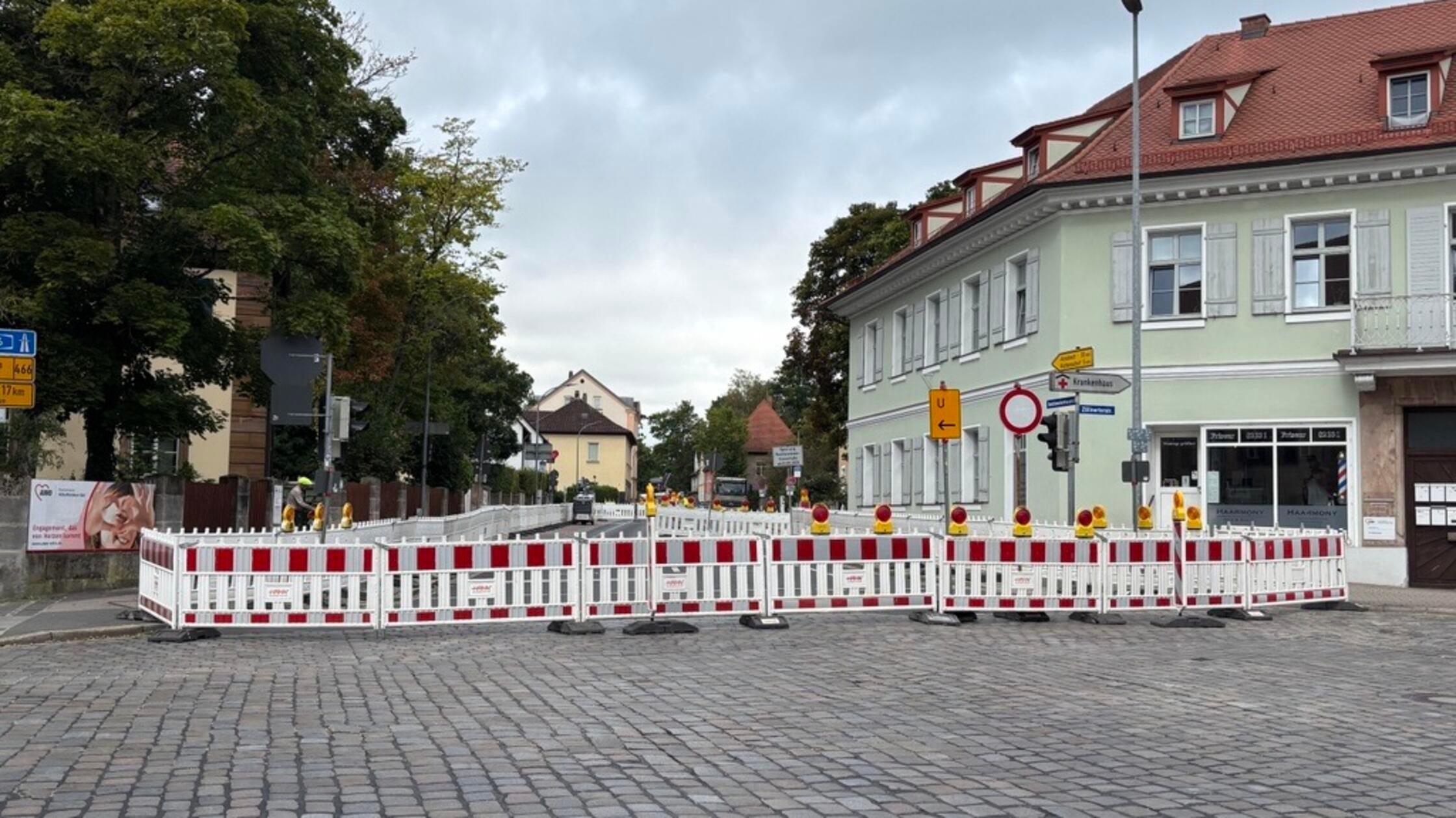 Sperrung Reichswaisenhausstraße