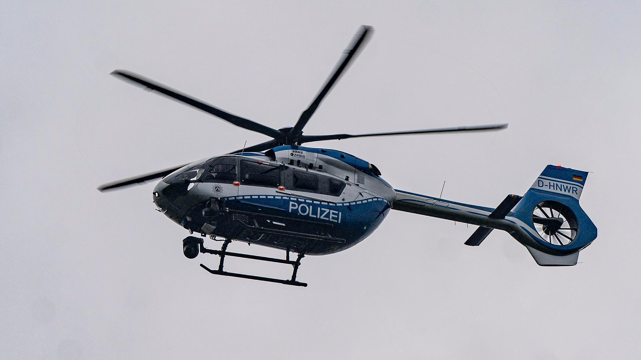 Unfall A57 Alpen mit Flucht vom Verursacher