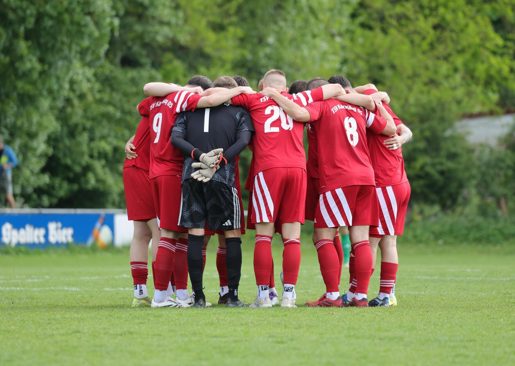 Bezirksliga Süd: TSV Katzwang gegen FC Ezelsdorf, Gastgeber vor Spielbeginn