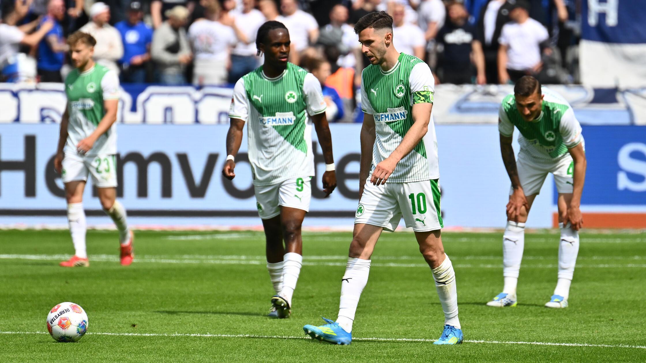 Abstieg wird immer wahrscheinlicher: SpVgg Greuther F&uuml;rth verliert ...