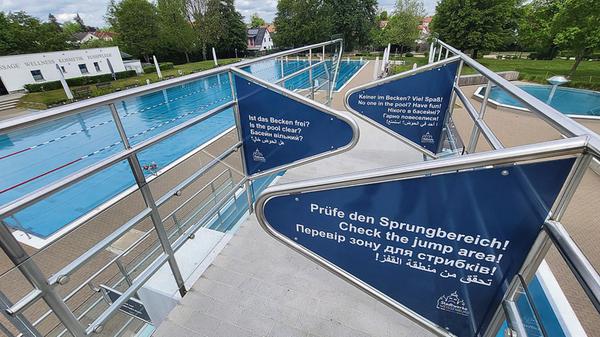 Freibad Springen Unfall in Nachbarstadt: Mehr Sicherheit beim Rutschen und Springen im ...