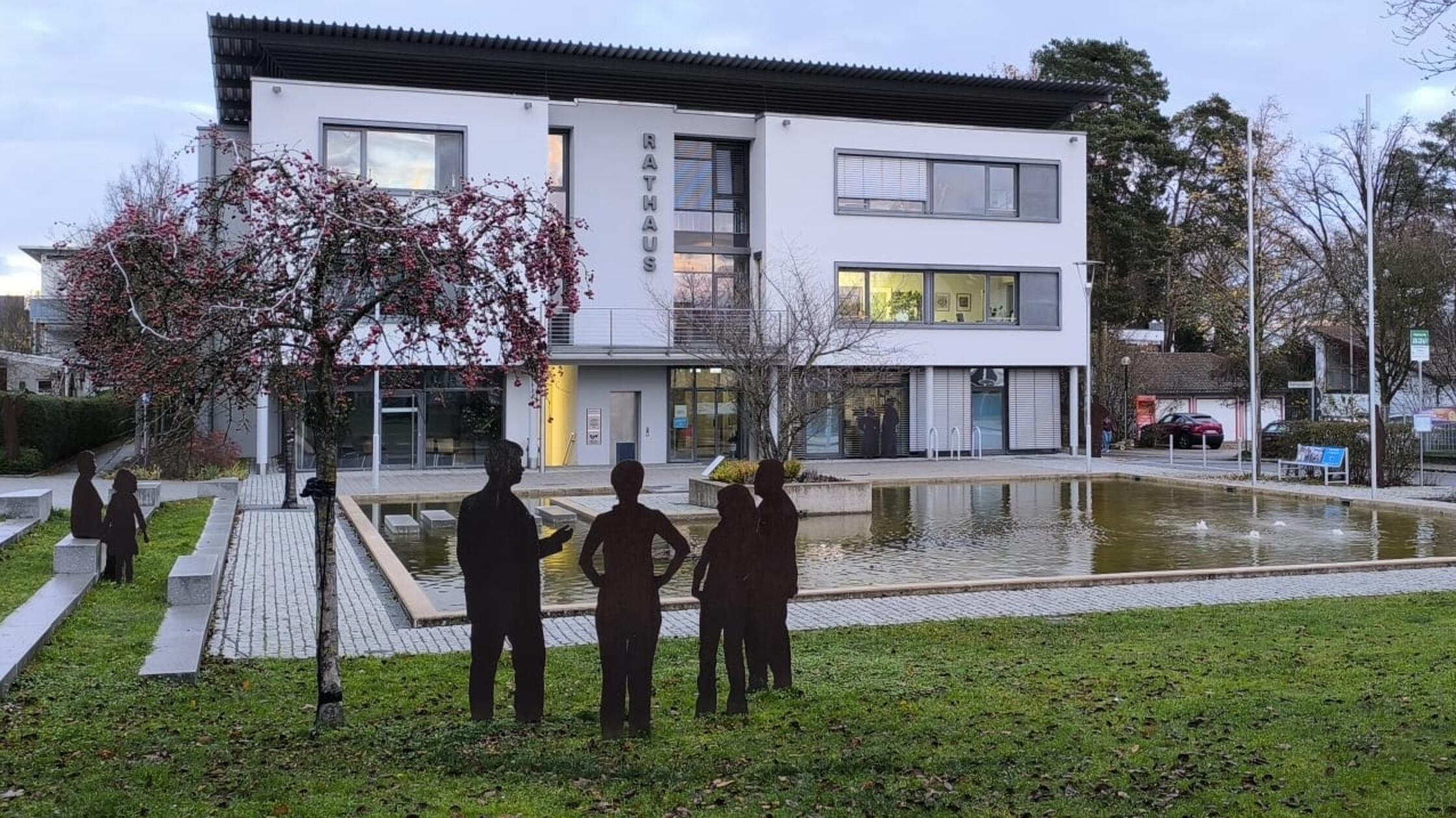 Im "Zuhause" der Rednitzhembacher Gemeindeverwaltu
