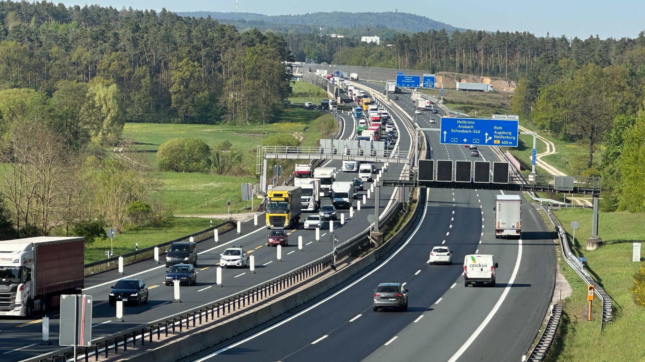 Symbolbild A6 Verkehr