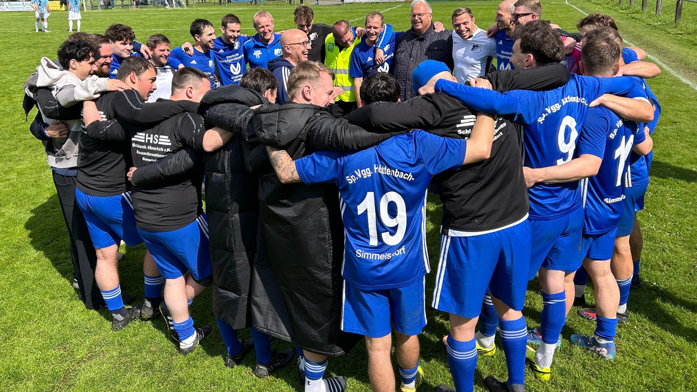 fuball-huba-jubelkreis-saisonfinale-net