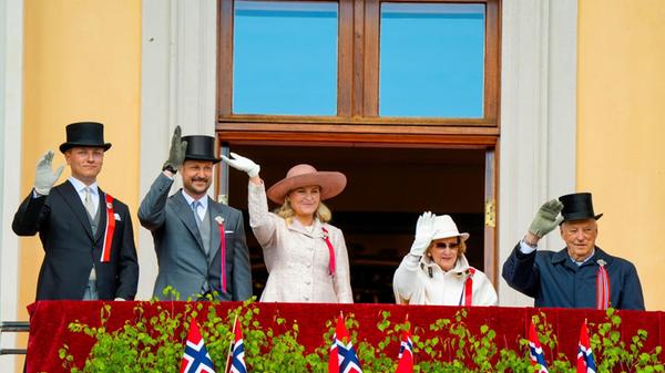 Die königliche Familie, Prinz Sverre Magnus (l-r),
