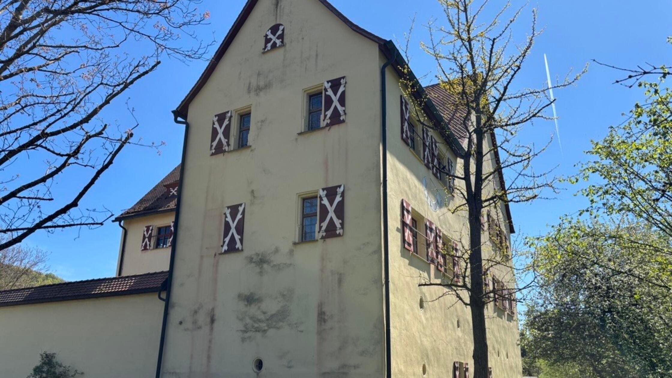 Tetzelschloss_sanierungsbedürftig
