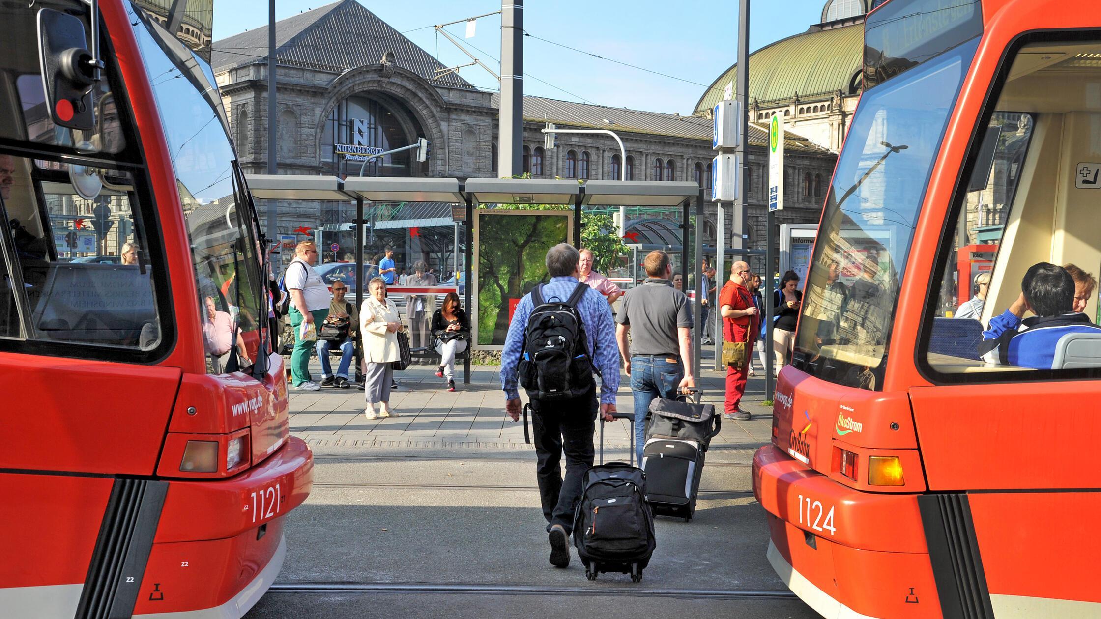 Streik im öffentlichen Nahverkehr / VAG / Fahrgäst