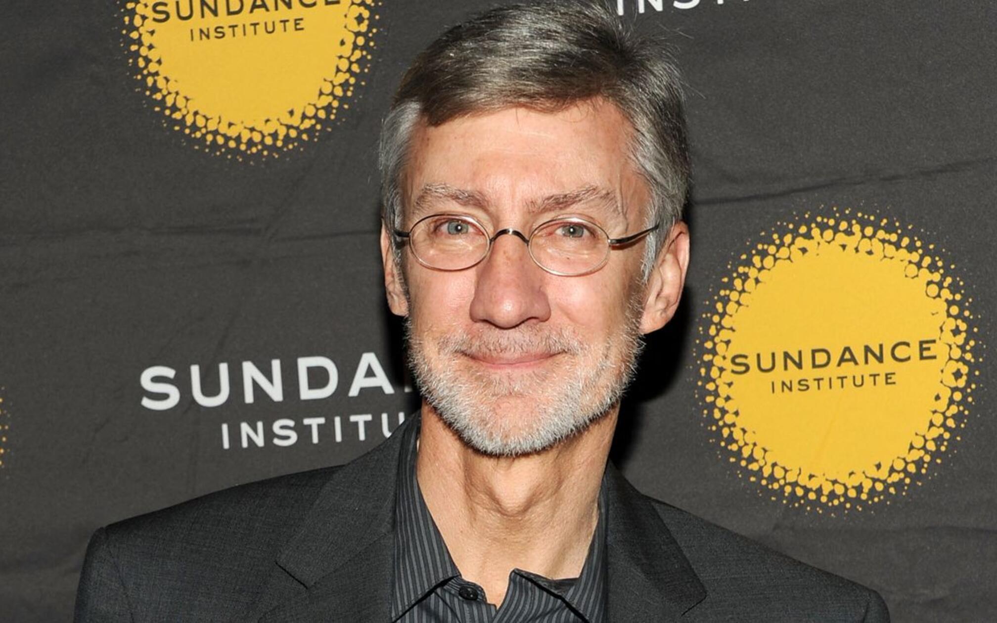Dass David Garrison die Serie verließ, geschah auf seinen eigenen Wunsch hin: Nach vier Staffeln "Eine schrecklich nette Familie" wollte er sich wieder auf seine Broadway-Karriere konzentrieren. Als Darsteller in Theater- und Musical-Produktionen ist er bis heute gefragt, als Gaststar sah man ihn in Serien wie "30 Rock", "The Good Wife" und zuletzt "Unbreakable Kimmy Schmidt".