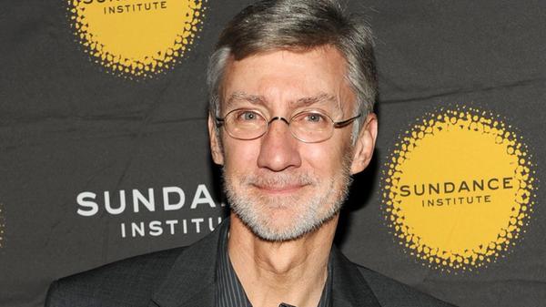 Dass David Garrison die Serie verließ, geschah auf seinen eigenen Wunsch hin: Nach vier Staffeln "Eine schrecklich nette Familie" wollte er sich wieder auf seine Broadway-Karriere konzentrieren. Als Darsteller in Theater- und Musical-Produktionen ist er bis heute gefragt, als Gaststar sah man ihn in Serien wie "30 Rock", "The Good Wife" und zuletzt "Unbreakable Kimmy Schmidt".