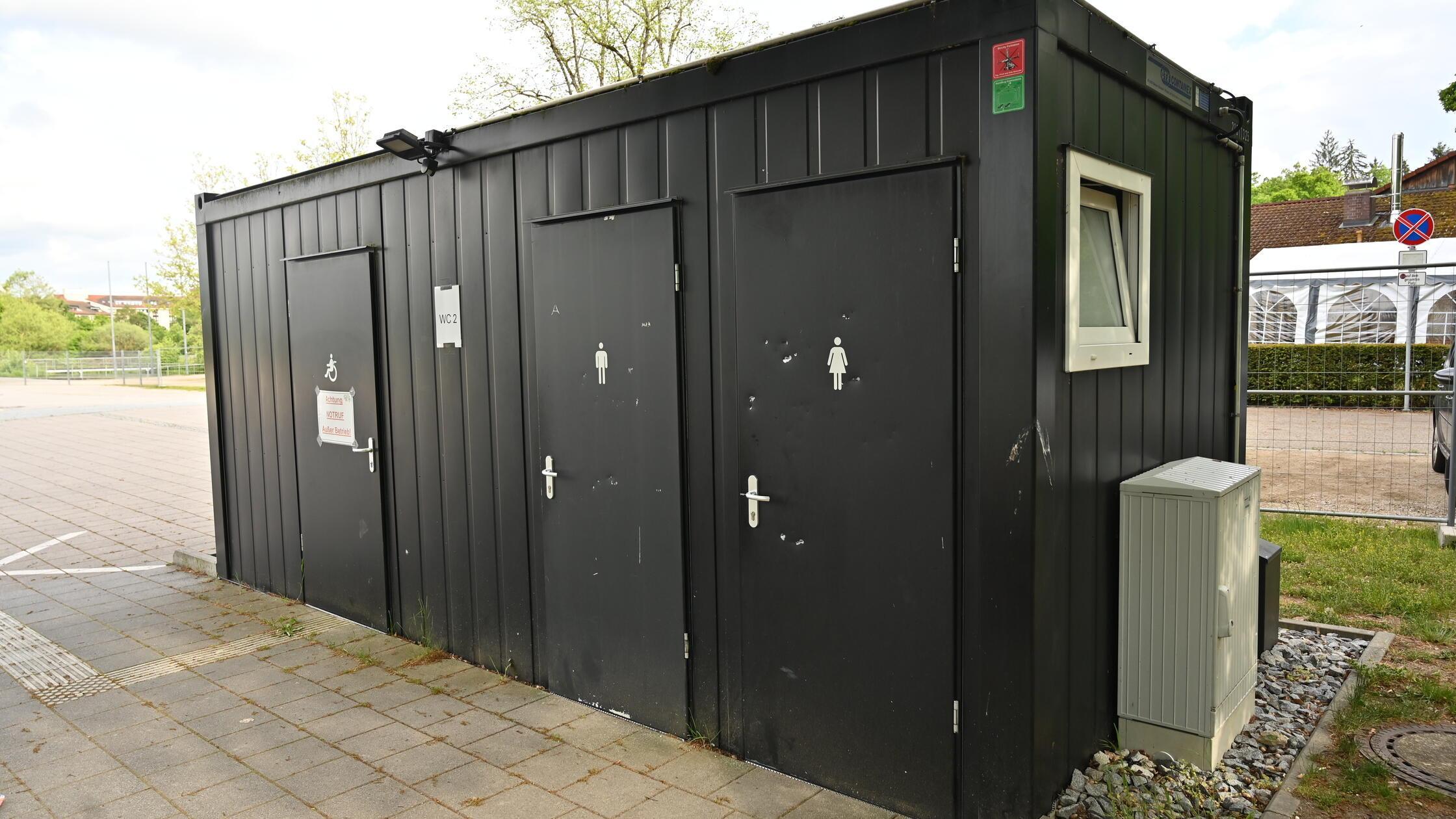 Fewer restrooms in Roth: Damage and closures limit public restrooms