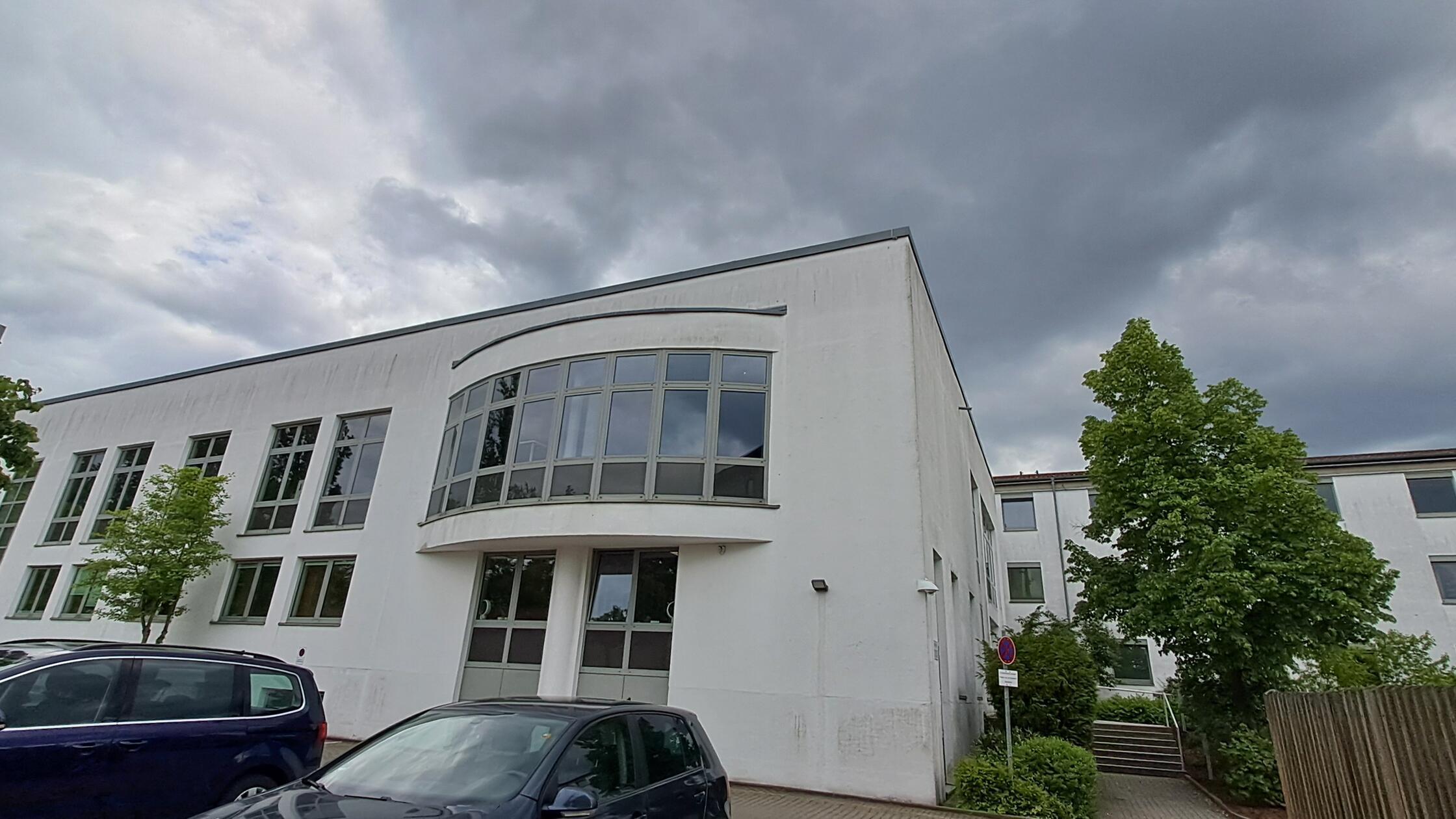 Dunkle Wolken über Amtsgericht Schwabach