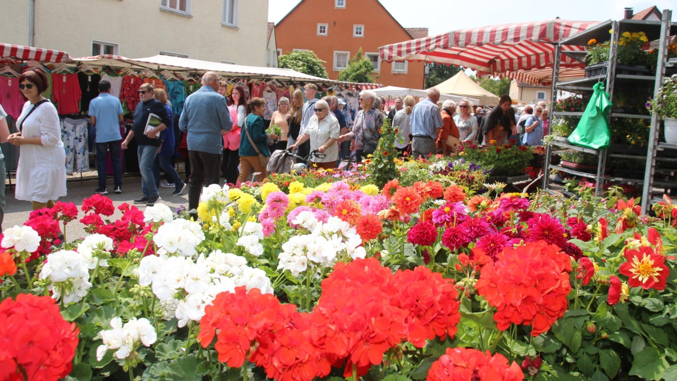 Pfingstmarkt in Thalmässing lockt mit buntem Angeb