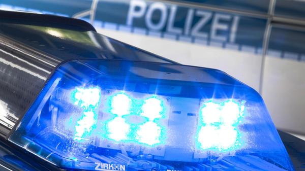 Blaulicht, zu spät, nun ist etwas passiert: Und im