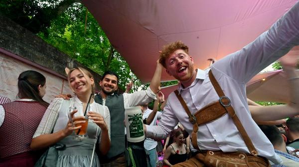 Erlangen: Das Wetter meint es gut mit der Bergkir
