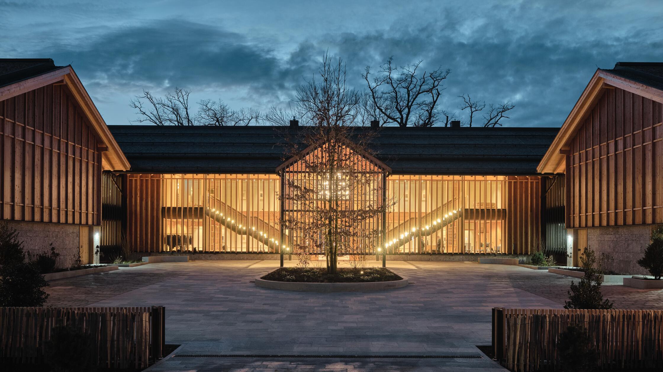 Chiemgauhof / Elias Hassos