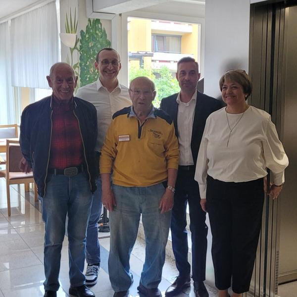 (v. l. n. r.) Ehrenvorsitzender Willi Bluth, Marku