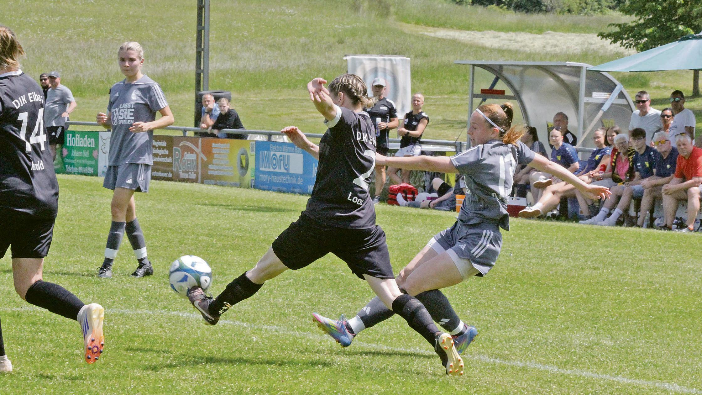 Frauenfußball-4sp