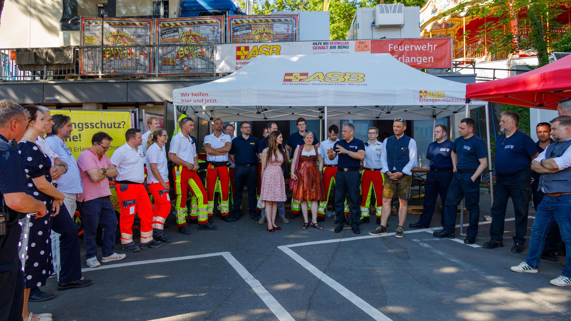 Erlangen, 26.05.2026, tha: Besuch der Stadtspitze 