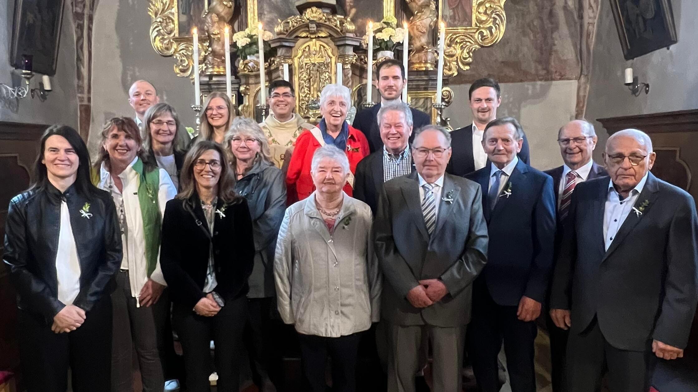 Sie alle feierten in der St. Ägidius-Kirche in Gun