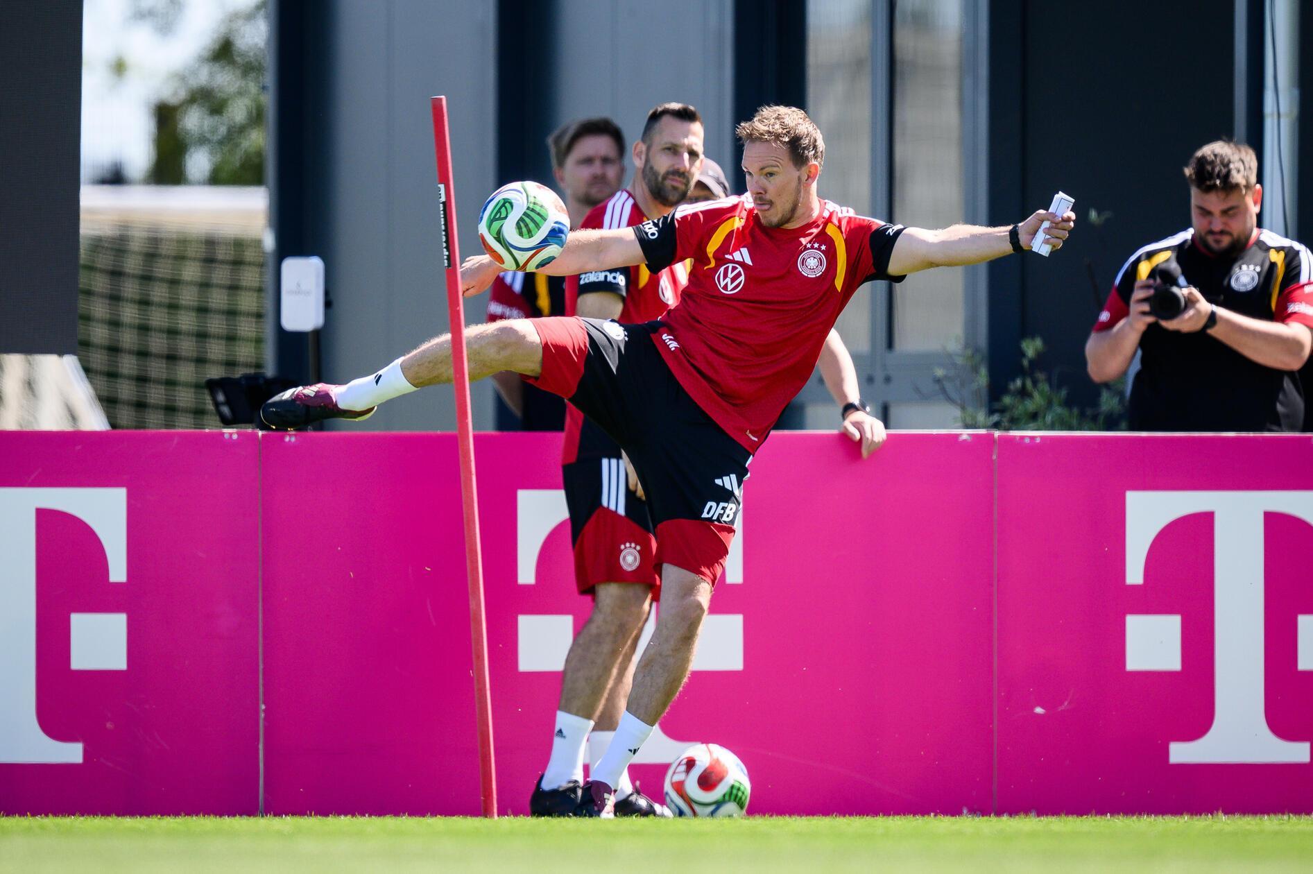Julian Nagelsmann zeigte auch sein eigenes Können am Ball.